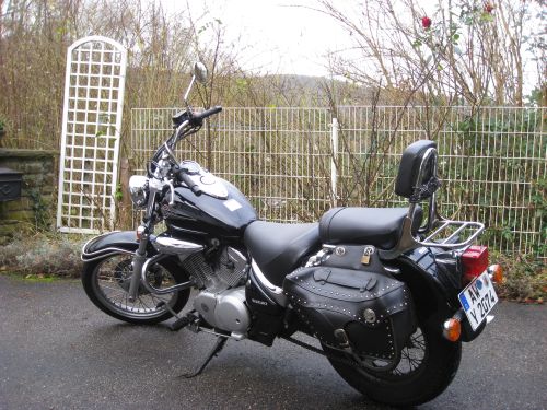 Bild 19: Mein Motorrad "SUZUKI Intruder 125" / Von der Seite (links)
