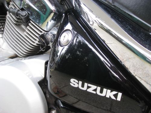 Picture 25: My motor-bike "SUZUKI Intruder 125" / starter lock