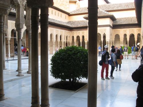 Picture 4: Alhambra / Of Arabic origin