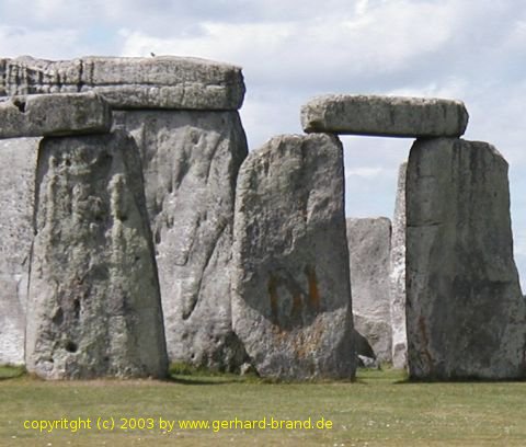 Foto 4: Graffiti auf den Steinen von Stonehenge