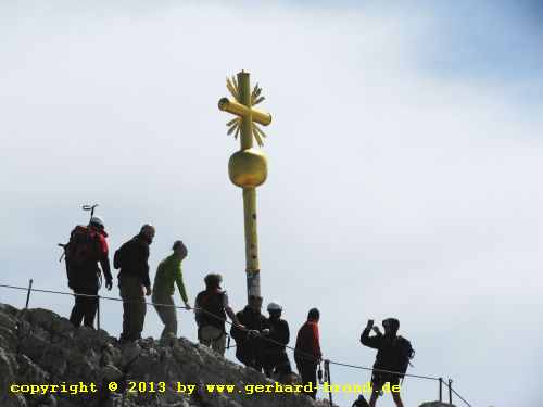 Picture 30: Zugspitze - The summit cross 