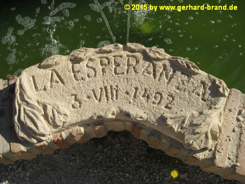 Bild 2: Das Monument Castillo Colomares, 03.08.1492, das Datum in Stein gemeisselt