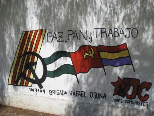 Bild 4: Graffiti "Frieden, Brot und Arbeit" in Marinaleda, 