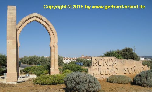 Foto 1: Ronda / La entrada del ciudad