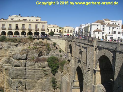 Picture 17: The new Bridge (Puente Nuevo) in Ronda / close-up view