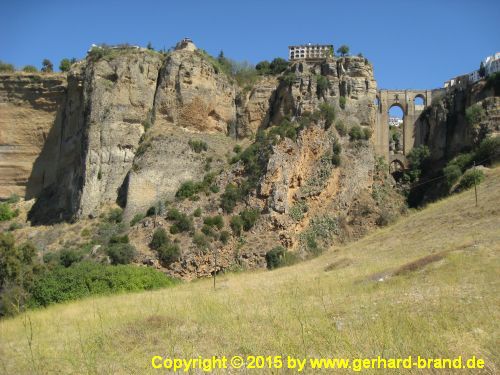 Picture 19: The new Bridge (Puente Nuevo) in Ronda / Remotely view