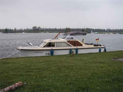 Bild 2: Das Motorboot Polaris 770 / Seitenansicht